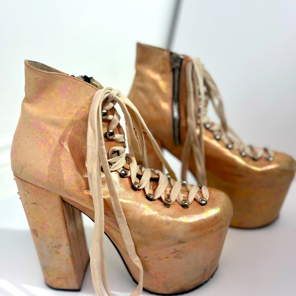 UNIF HELLBOUND PLATFORM size 7 good used condition, most selling $120+ get them